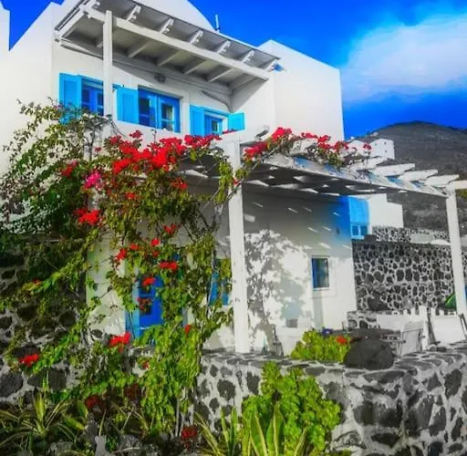 Blue4u Imerovigli (Santorini)